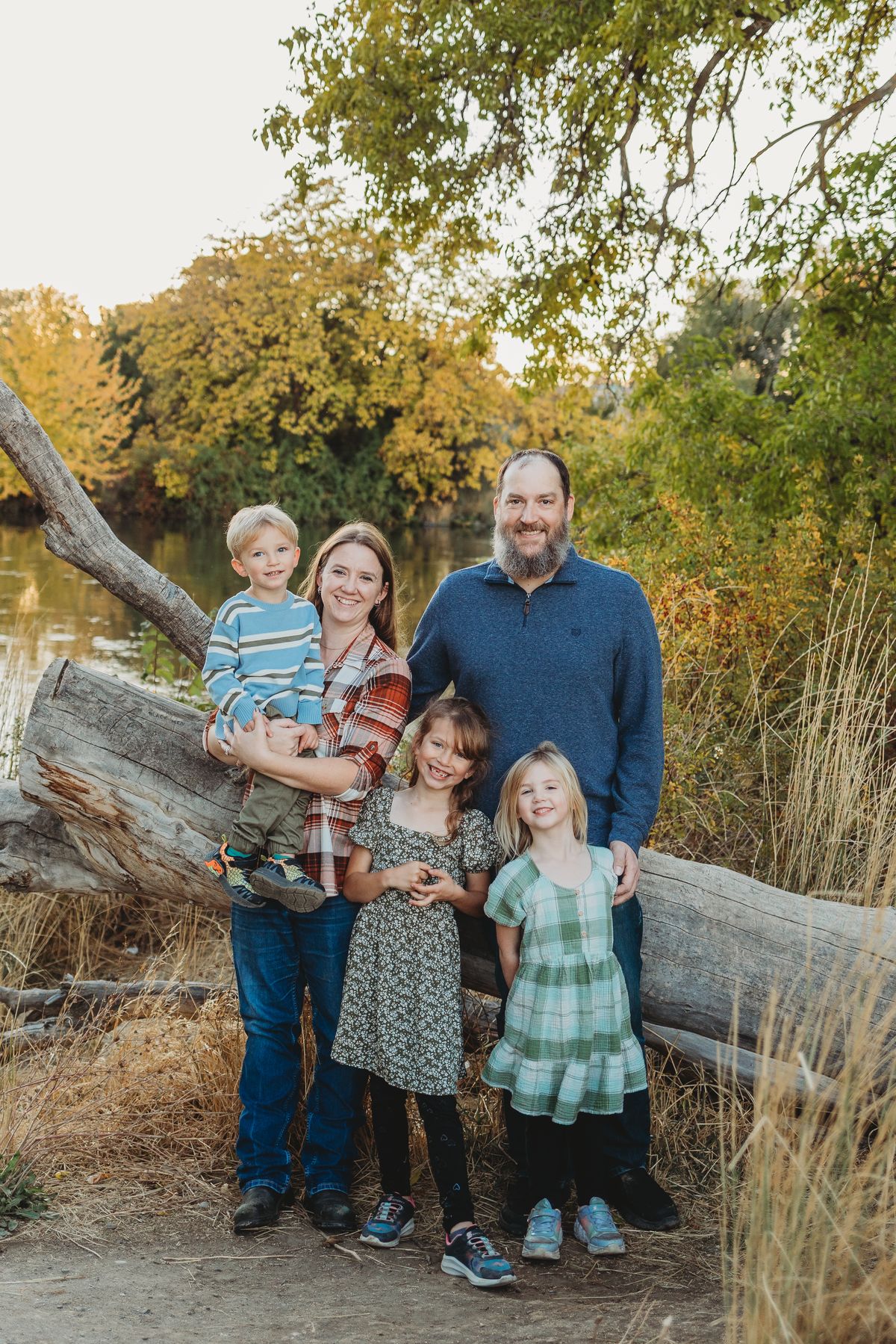 The Bennetto Family in Tri-Cities